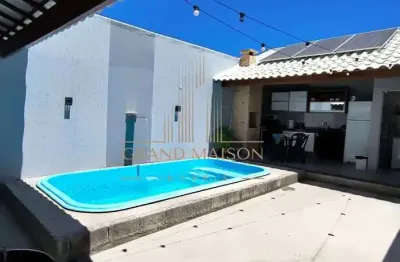 Casa duplex independente com piscina à venda na nova são pedro
