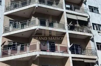 Apartamento a venda próximo ao teatro praia do forte em cabo frio