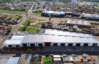 Galpão comercial no bairro shopping park com 247 metros quadrados.