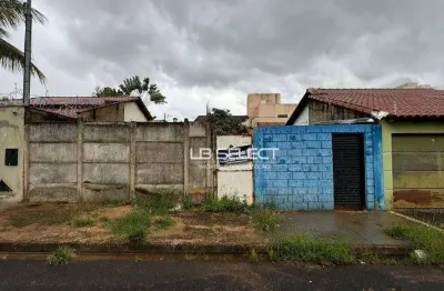 Terreno no bairro jardim botânico com 250 metros. quadrados.