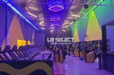 Imóvel comercial no bairro shopping park com 509 metros quadrados.