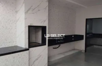 Casa no bairro jardim veneza com três quartos e varanda gourmet.