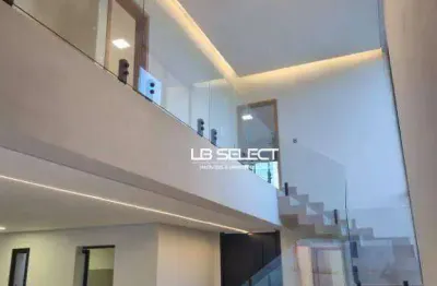 Casa no condomínio terras alpha com três suítes e varanda gourmet.