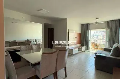Apartamento no bairro santa maria com três quartos e varanda.