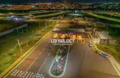 Dois terrenos no condomínio tamboré totalizando 1076 metros quadrados.