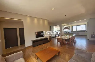 Casa térrea no condomínio cyrella ipês com três quartos, duas suítes e área gourmet.