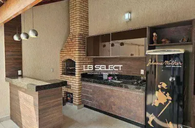 Casa no bairro alto umuarama com três quartos, duas suíte e varanda gourmet.