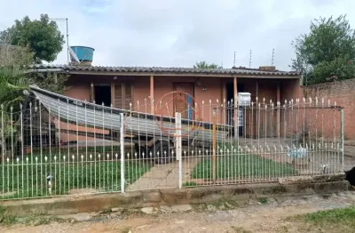 Casa com 2 quartos à venda na quadra h dois, 2, guajuviras, canoas por r$ 291.000
