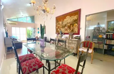 Casa com 3 quartos à venda na rua lola de oliveira, 70, parque santa fé, porto alegre por r$ 584.900