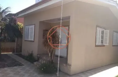 Casa com 3 quartos à venda na rua conselheiro brusque, 246, jardim itu sabará, porto alegre por r$ 690.000