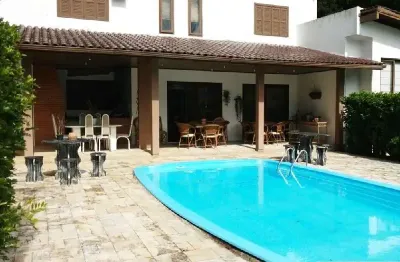 Casa com 4 quartos à venda no morro da cruz, florianópolis , 400 m2 por r$ 2.000.000