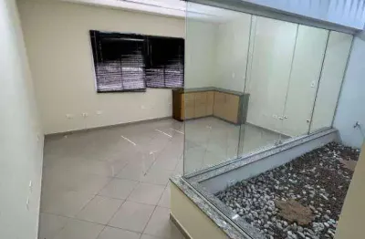 Casa com 2 quartos para alugar na Rua Emília Marengo, Vila Regente Feijó, São Paulo