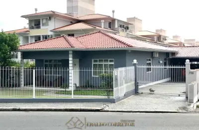 Casa para venda em florianópolis, canasvieiras, 7 dormitórios, 2 suítes, 5 banheiros, 4 vagas