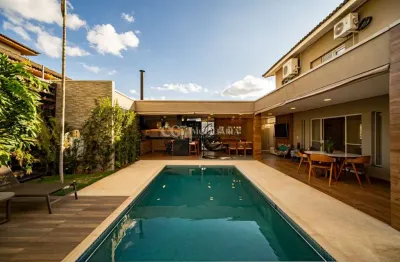 Casa com 4 quartos à venda na Avenida Yojiro Takaoka, 200, Alphaville, Santana de Parnaíba, 300 m2 por R$ 5.200.000