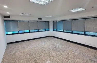 Sala Comercial de 91.24m² Disponível com locação de R$5.200,00