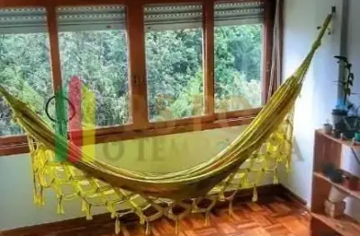 Apartamento com 3 quartos à venda na rua são carlos, 621, floresta, porto alegre por r$ 260.000