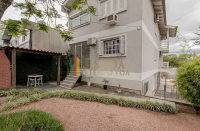 Casa com 3 quartos à venda na rua ernesto pellanda, 78, vila jardim, porto alegre por r$ 580.000