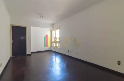 Apartamento com 2 quartos para alugar na rua doutor raul moreira, 123, cristal, porto alegre por r$ 1.700