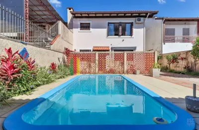 Casa com 3 quartos à venda na Rua Doutor João Palombini, 55, Ipanema, Porto Alegre por R$ 770.000