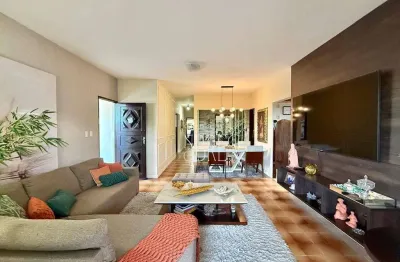 Casa ampla com área de lazer e jardim no bairro dos ipês, 3 quartos + dce - r$ 780 mil