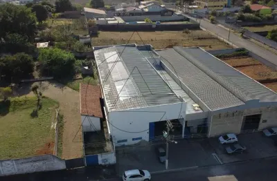 Galpão para locação em taubaté, loteamento quinta das frutas, 5 vagas