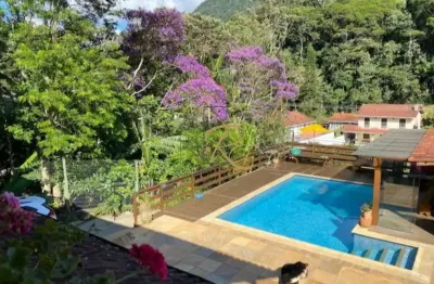 Casa em condomínio fechado com 4 quartos à venda na rua carlos guinle, 20, carlos guinle, teresópolis, 350 m2 por r$ 1.490.000