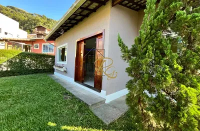 Casa em condomínio fechado com 5 quartos à venda na rua doutor augusto ricardo teixeira castilho, 200, vargem grande, teresópolis, 213 m2 por r$ 850.000