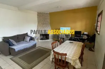 Casa com 3 quartos à venda na doutor francisco ferreira veloso, 1579, três vendas, pelotas por r$ 382.000