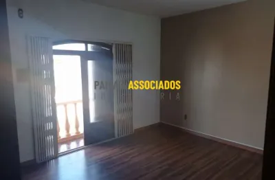 Casa com 3 quartos à venda na allan kardec, 214, fragata, pelotas por r$ 580.000