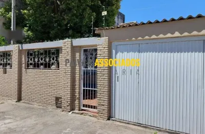 Casa com 3 quartos à venda na rua uruguay, 781, centro, pelotas por r$ 900.000