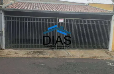 Jardim iguatemi casa com dois dormitórios garagem coberta e varanda