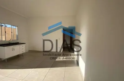 Jardim roberto selmi dei casa nova quintal  grande portão fechado