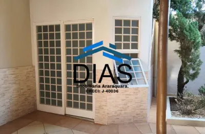 Jardim silvestre linda casa com dois dormitórios e ampla varanda