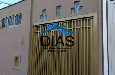 Vila oriente casa ampla com dois dormitórios muito bem localizada