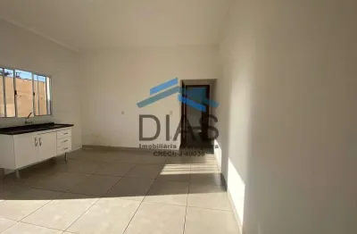 Jardim roberto selmi dei casa nova quintal  grande portão fechado