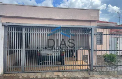 Jardim santa lucia três dormitórios garagem coberta ótima localização