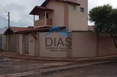 Jardim gardenias lindo sobrado com três dormitórios espaço gourmet