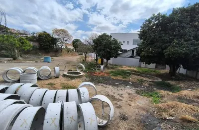 Terreno à venda no Centro, Governador Valadares 