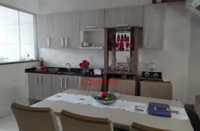 Casa com 3 quartos à venda no Floresta, Governador Valadares 