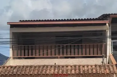 Casa com 2 quartos à venda no Betel, Governador Valadares 