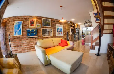 Charmosa casa de 3 quartos com escritura pública. lagoa da conceição, florianópolis