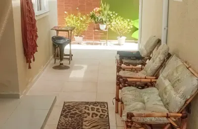 Apartamento térreo com ampla área externa no campeche em florianópolis