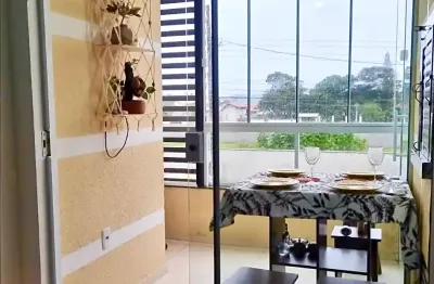 Apartamento 2 dormitórios 1 suíte a 500m da praia do campeche