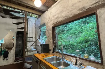 Seu refúgio na mata, no coração da lagoa da conceição em florianópolis