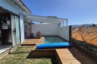 Casa individual no campeche, 3 dormitórios e piscina aquecida