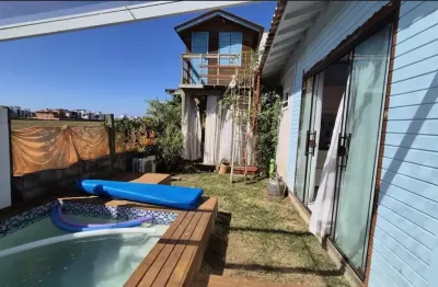 Casa individual no Campeche, 3 dormitórios e piscina aquecida