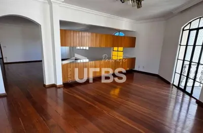 Apartamento com 5 quartos à venda na Rua 10, Setor Oeste, Goiânia