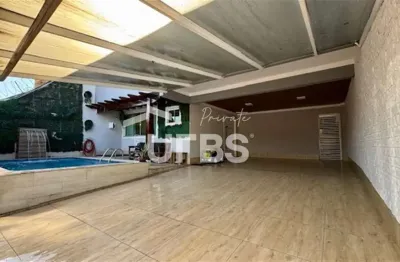 Casa com 4 quartos à venda na Rua C156, Jardim América, Goiânia