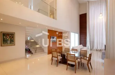 Casa em condomínio fechado com 5 quartos à venda na Rua GGC24, Residencial Goiânia Golfe Clube, Goiânia