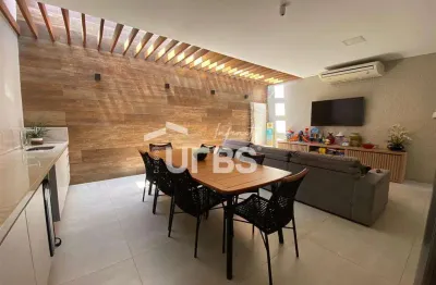 Sobrado em condomínio fechado no pq. amazônia (muito bem localizado, próximo à praça nova suíça).